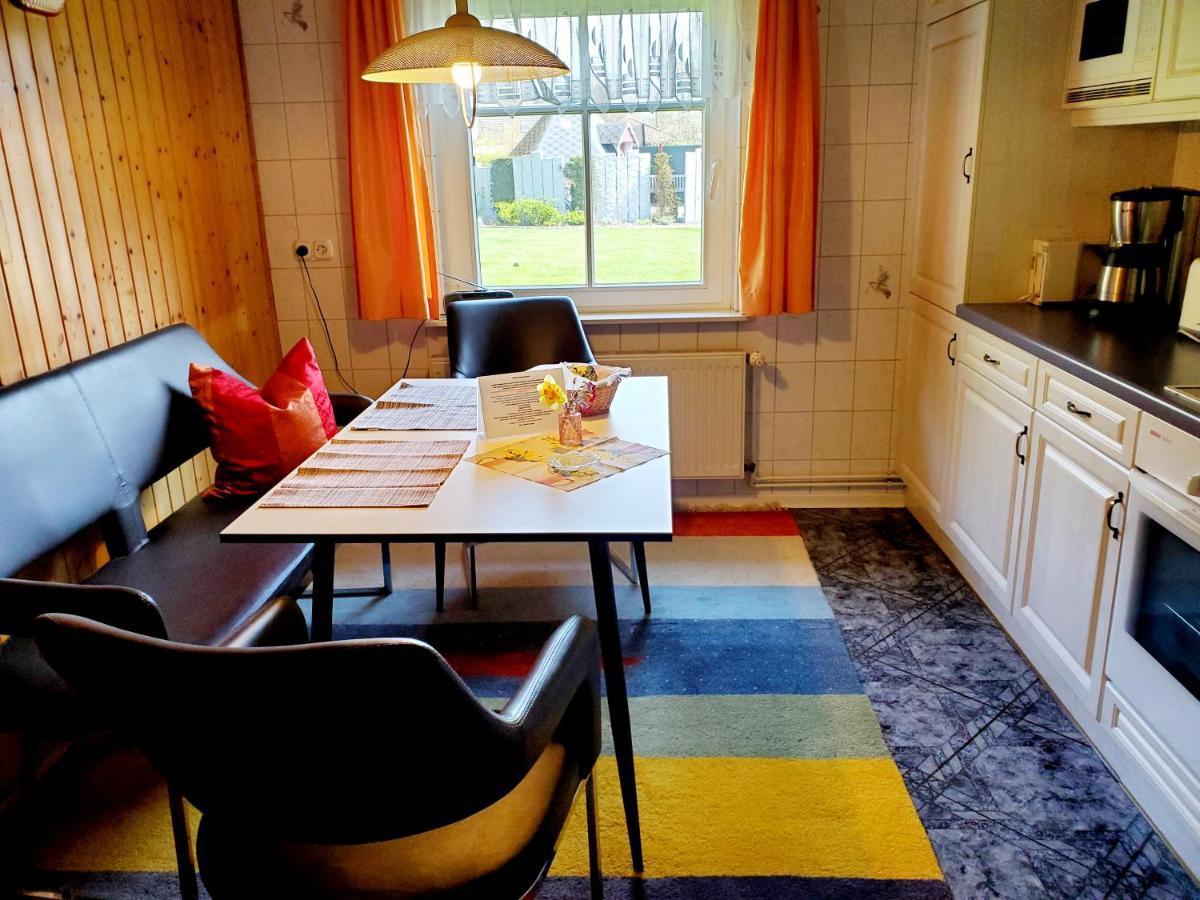 Ferienwohnung 1 Bei Familie Saupe Schaprode Exterior foto